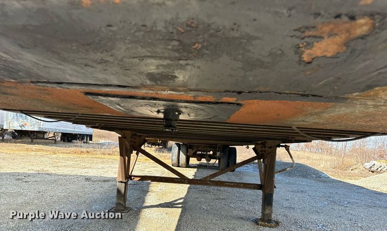 image for item DV1843 1998 Wabash dry van trailer