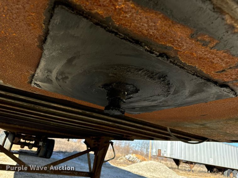 image for item DV1843 1998 Wabash dry van trailer