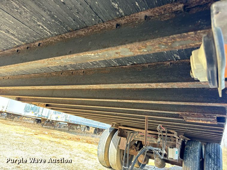 image for item DV1843 1998 Wabash dry van trailer