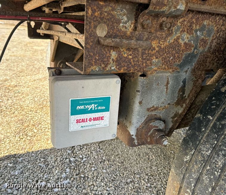 image for item DV1843 1998 Wabash dry van trailer