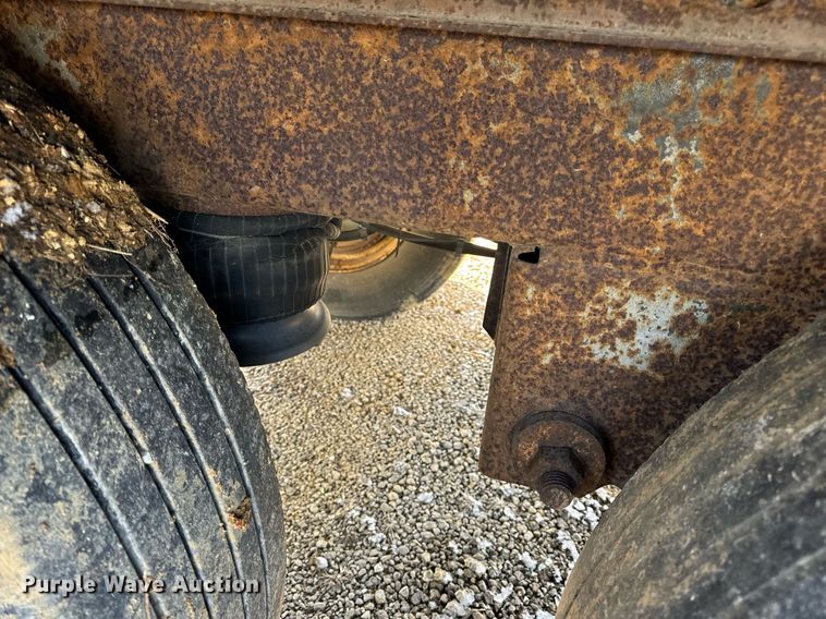 image for item DV1843 1998 Wabash dry van trailer