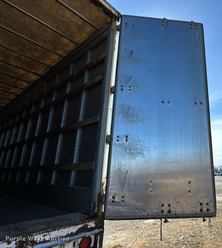 image for item DV1843 1998 Wabash dry van trailer