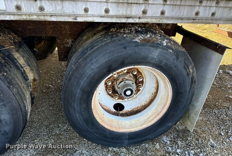 image for item DV1843 1998 Wabash dry van trailer