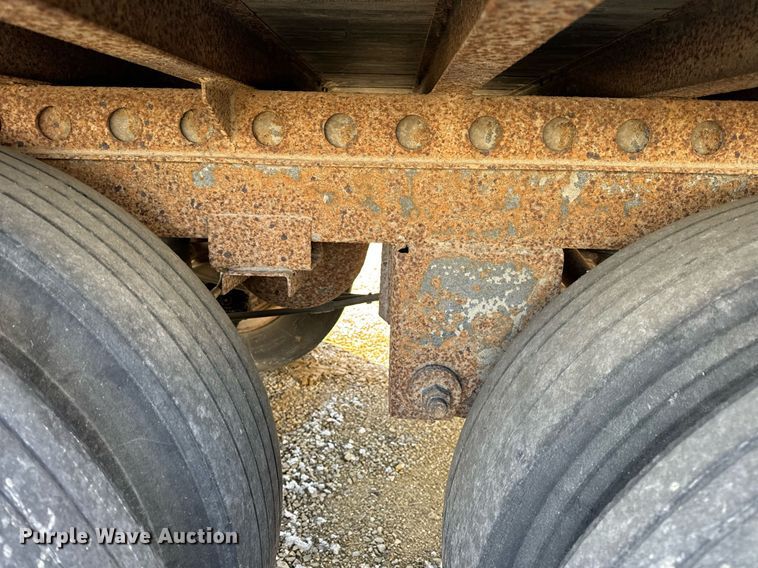 image for item DV1844 1999 Wabash dry van trailer