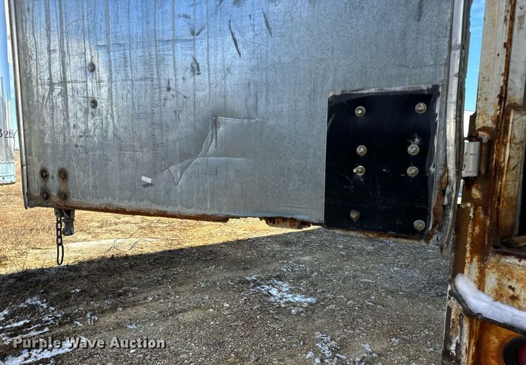 image for item DV1844 1999 Wabash dry van trailer