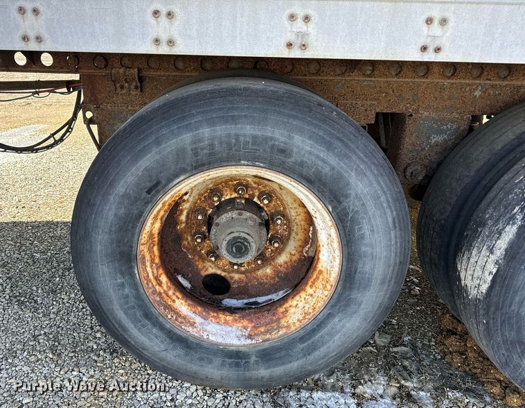 image for item DV1844 1999 Wabash dry van trailer