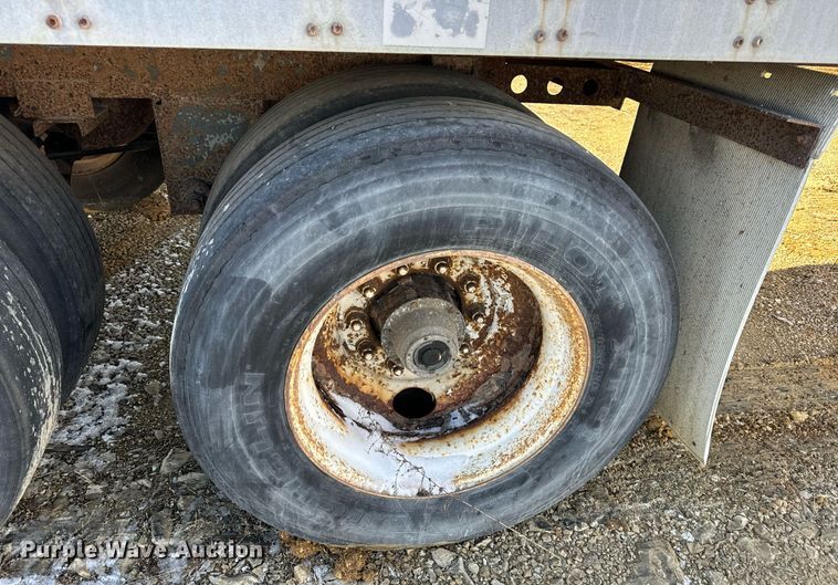 image for item DV1844 1999 Wabash dry van trailer