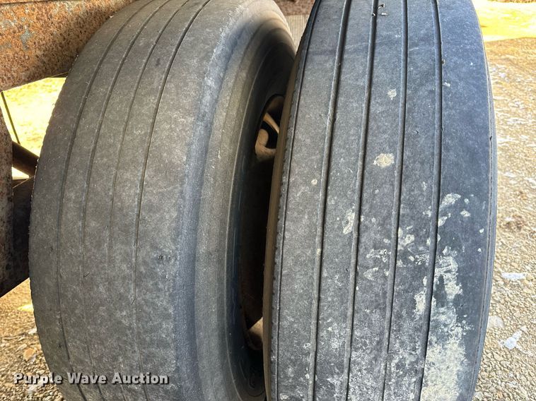 image for item DV1844 1999 Wabash dry van trailer