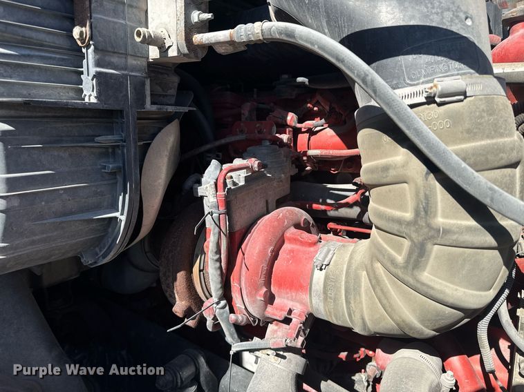 image for item DW1782 2014 Freightliner Cascadia  semi truck