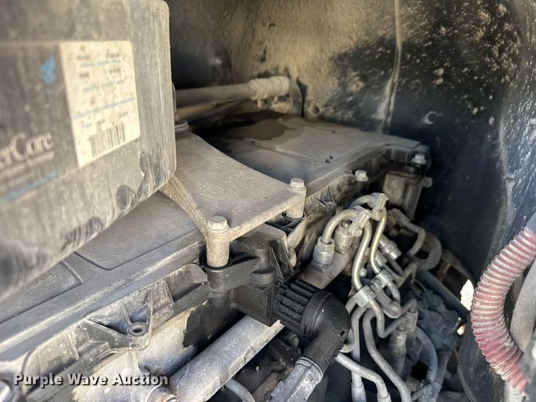 image for item DW1789 2014 Freightliner Cascadia semi truck