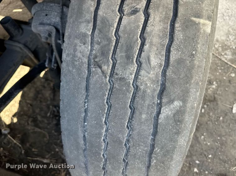 image for item DW1789 2014 Freightliner Cascadia semi truck