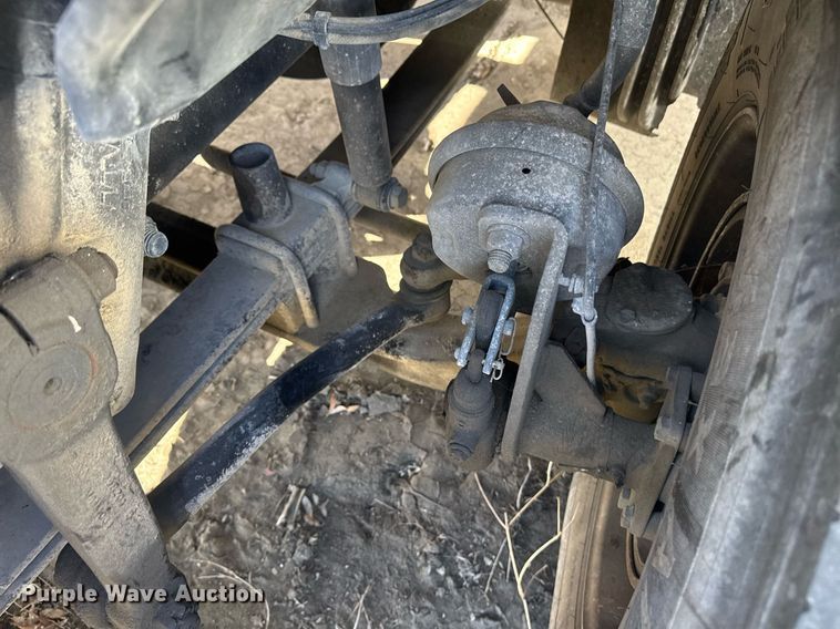 image for item DW1789 2014 Freightliner Cascadia semi truck