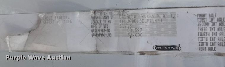 image for item DW1789 2014 Freightliner Cascadia semi truck