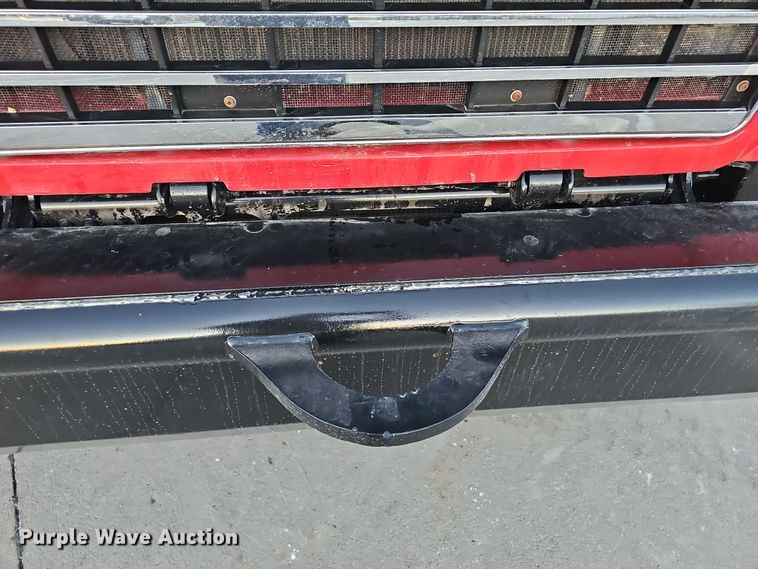 image for item DW3156 2008 Mack CHU613 semi truck