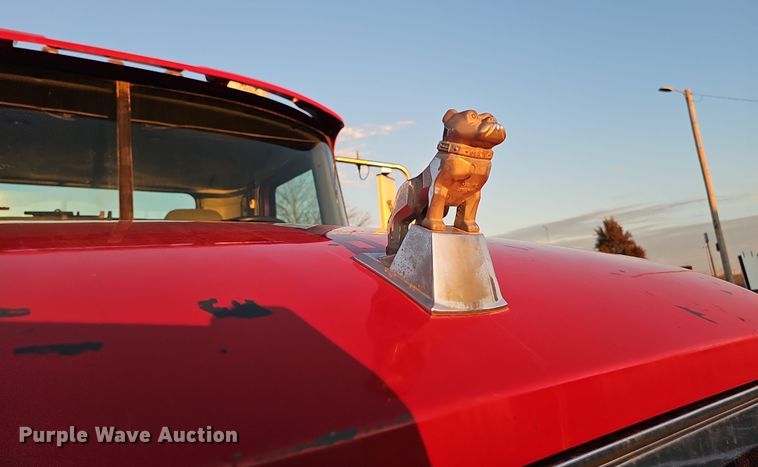 image for item DW3156 2008 Mack CHU613 semi truck