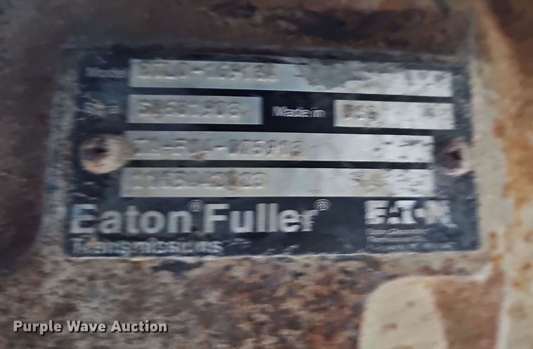 image for item DW3156 2008 Mack CHU613 semi truck