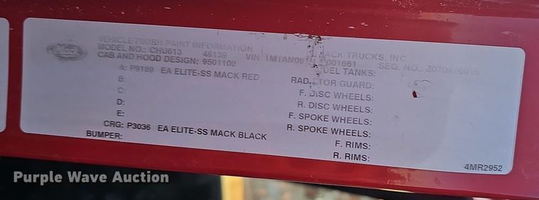 image for item DW3156 2008 Mack CHU613 semi truck