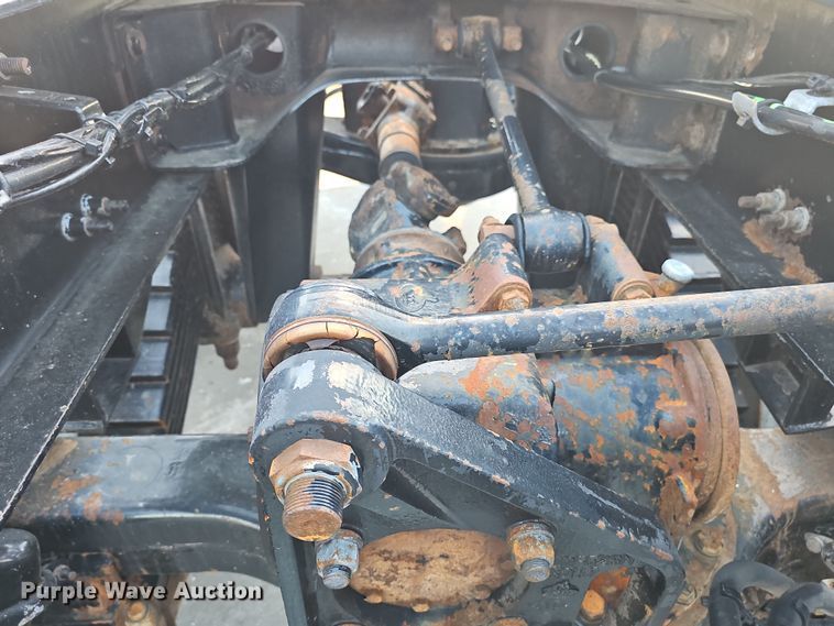 image for item DW3157 2008 Mack CHU613 semi truck