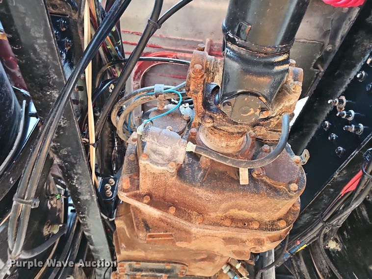 image for item DW3157 2008 Mack CHU613 semi truck