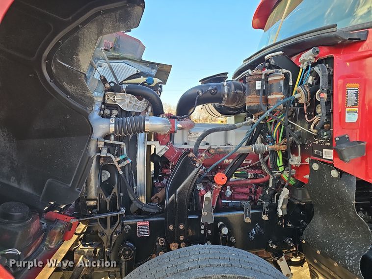 image for item DW3158 2008 Mack CHU613 semi truck