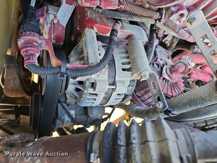 image for item DW3158 2008 Mack CHU613 semi truck