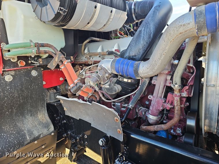 image for item DW3158 2008 Mack CHU613 semi truck