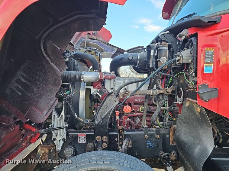 image for item DW3159 2011 Mack Pinnacle semi truck