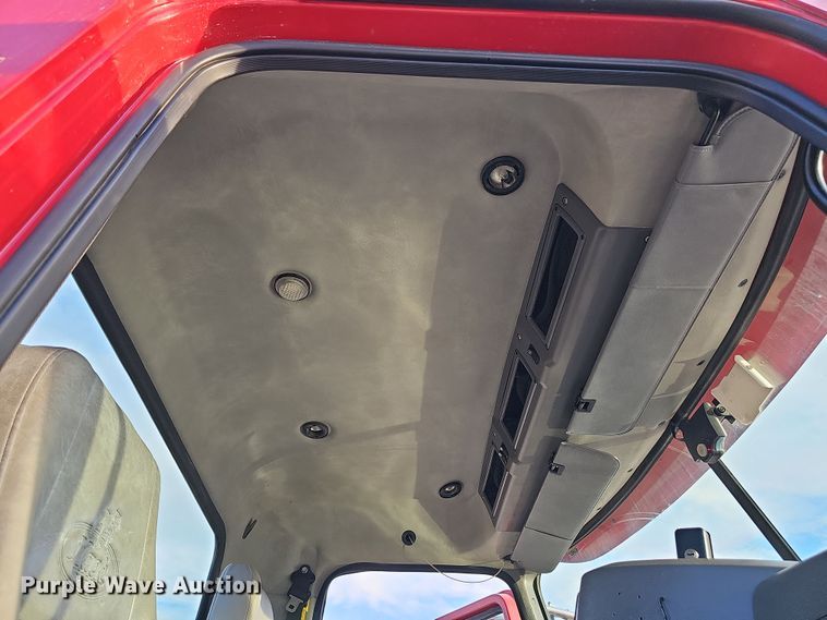 image for item DW3160 2008 Mack CHU613 semi truck