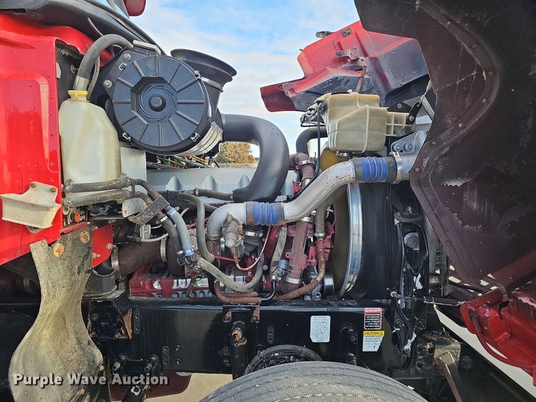 image for item DW3160 2008 Mack CHU613 semi truck