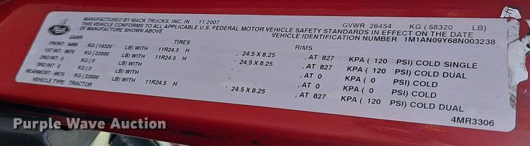 image for item DW3160 2008 Mack CHU613 semi truck