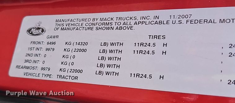 image for item DW3160 2008 Mack CHU613 semi truck