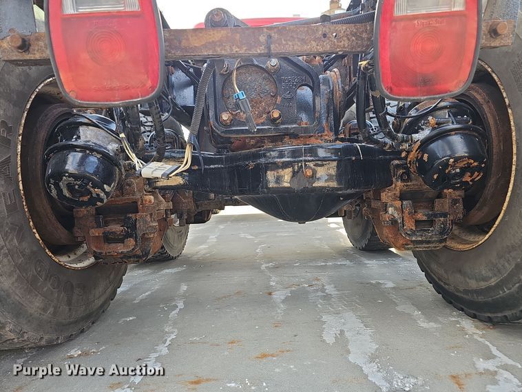 image for item DW3161 2008 Mack Pinnacle semi truck