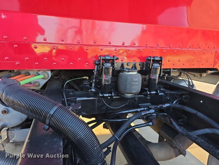 image for item DW3162 2006 Peterbilt 379 semi truck