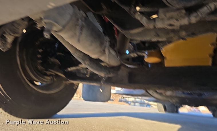 image for item DW3162 2006 Peterbilt 379 semi truck