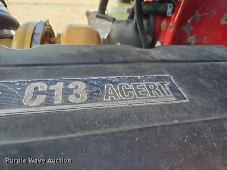 image for item DW3162 2006 Peterbilt 379 semi truck