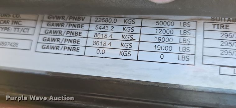 image for item DW3162 2006 Peterbilt 379 semi truck