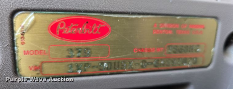 image for item DW3162 2006 Peterbilt 379 semi truck