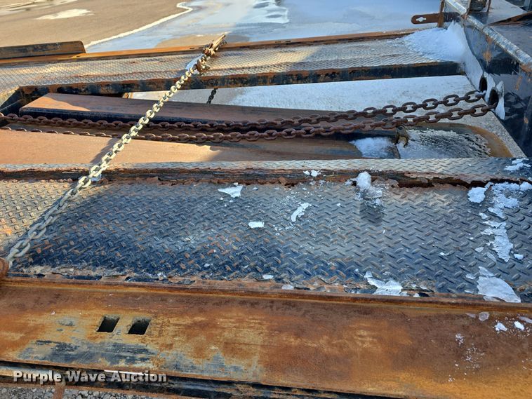 image for item DW3188 2012 Landoll 340 roll-off container trailer