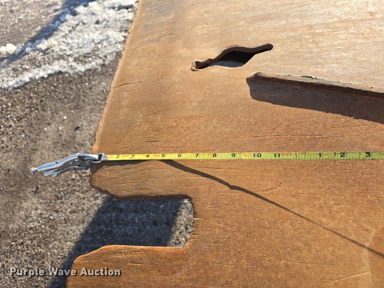 image for item DW3188 2012 Landoll 340 roll-off container trailer