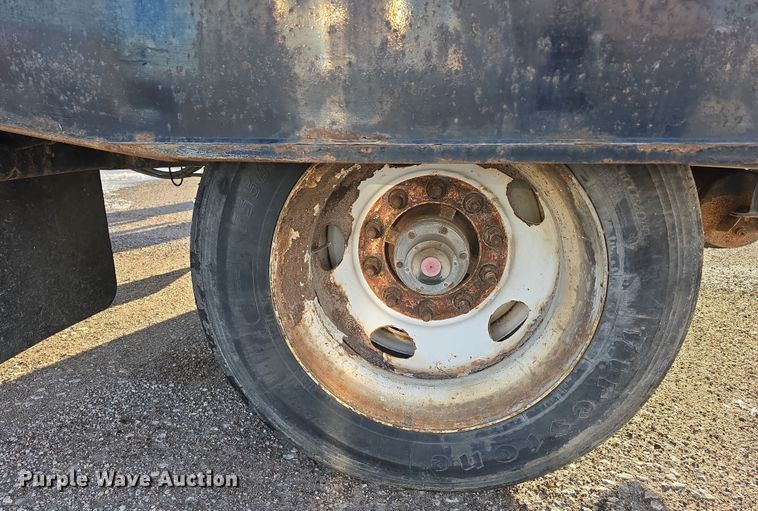 image for item DW3188 2012 Landoll 340 roll-off container trailer