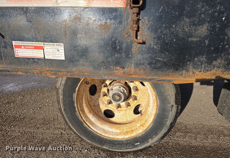 image for item DW3188 2012 Landoll 340 roll-off container trailer