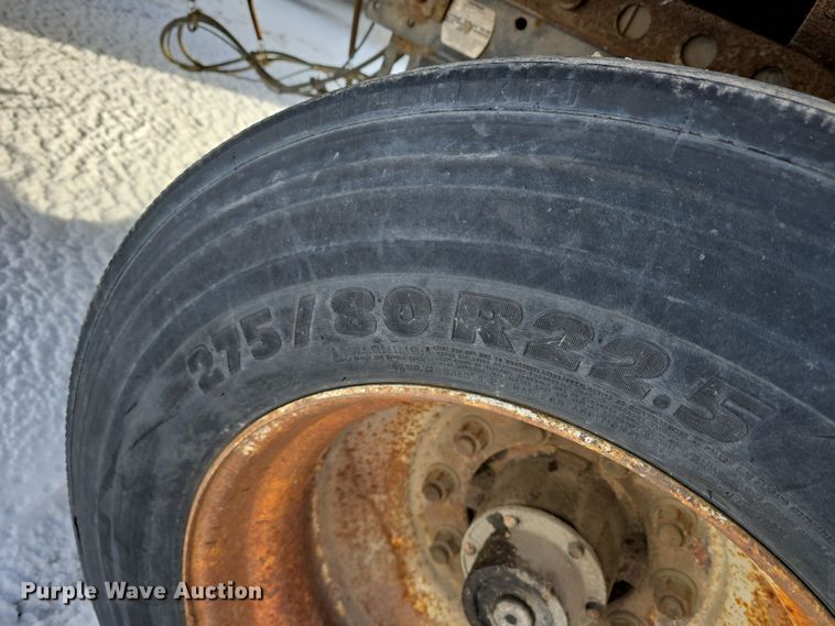 image for item DW3190 2001 Trail Mobile dry van trailer