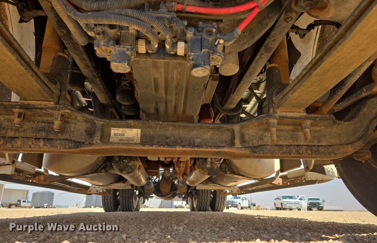 image for item DW8553 2003 Freightliner Coronado semi truck