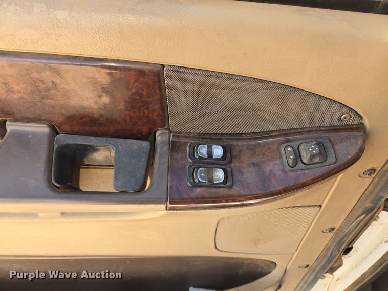 image for item DW8553 2003 Freightliner Coronado semi truck