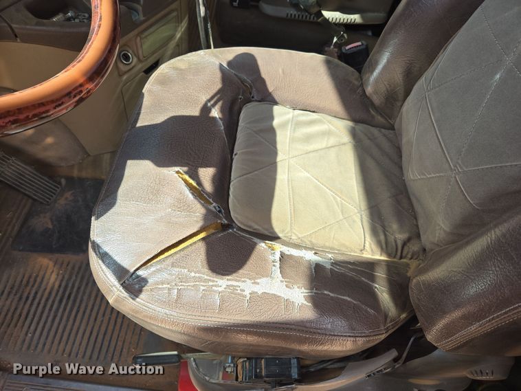 image for item DW8553 2003 Freightliner Coronado semi truck