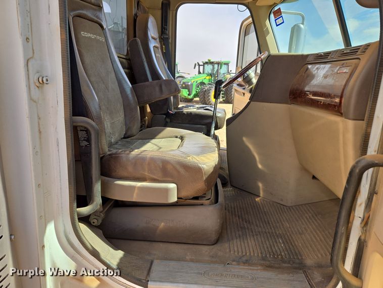 image for item DW8553 2003 Freightliner Coronado semi truck