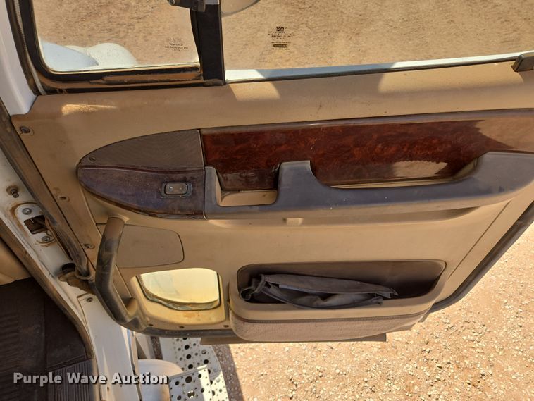 image for item DW8553 2003 Freightliner Coronado semi truck