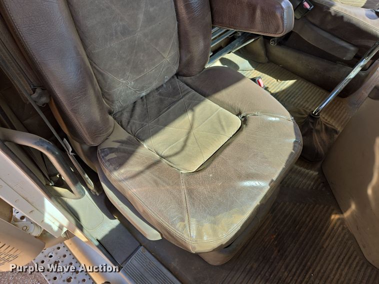 image for item DW8553 2003 Freightliner Coronado semi truck