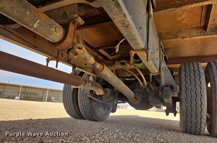 image for item DW8554 1995 Freightliner FL60 flatbed truck