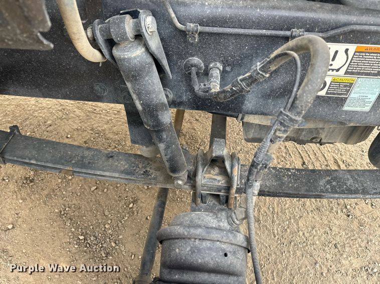 image for item DY7000 2021 Kenworth T880 semi truck